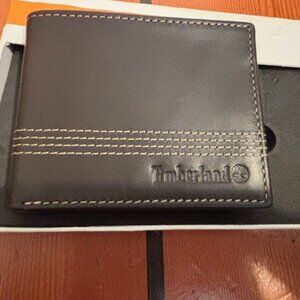 New Timberland men's leather wallet and key chain still in box